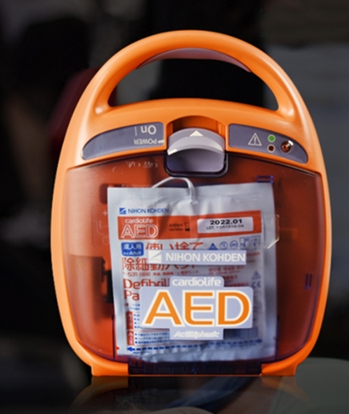 日本光電NIHON KOHDEN半自動體外除顫器AED-2152